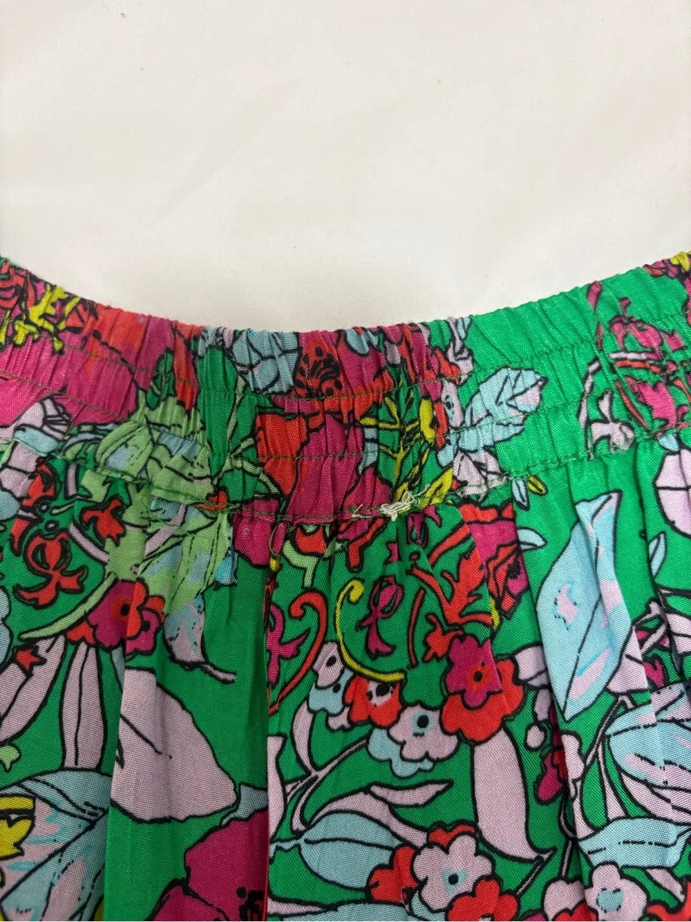 Roller Rabbit Green Floral Wide-Leg Pants with Pink & Red Blooms
